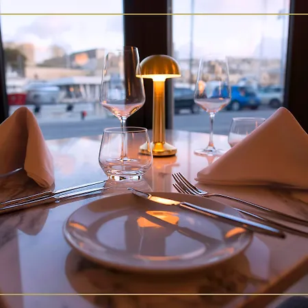 Cugo Gran Macina Malta Hotel Senglea