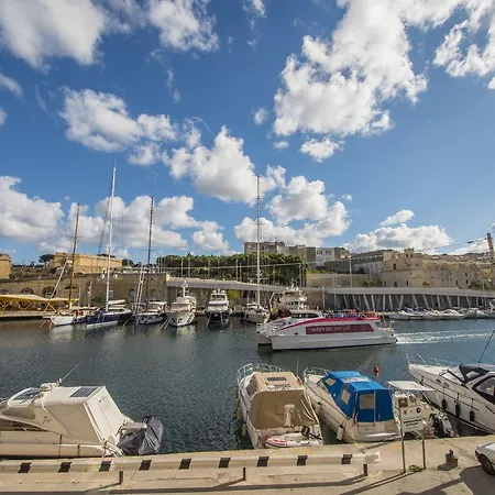 Cugo Gran Macina Malta