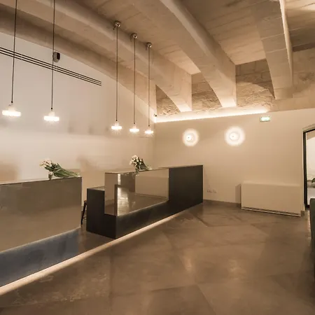 Cugo Gran Macina Malta Otel Senglea