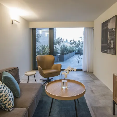 Cugo Gran Macina Malta セングレア